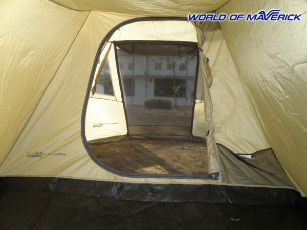 Палатка Family Comfort: вид из спального отсека, Maverick